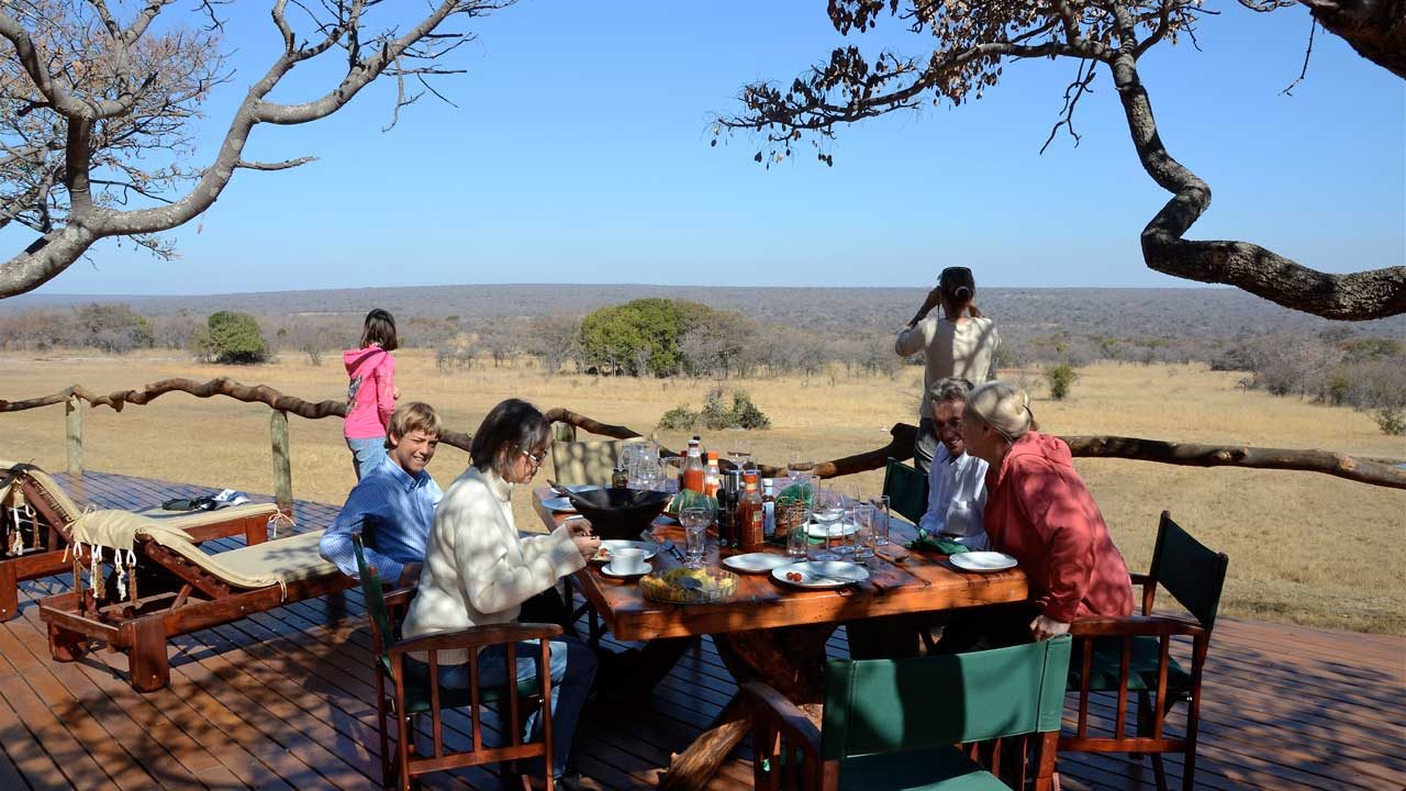 Zangarna Game Lodge - The Central Lodge